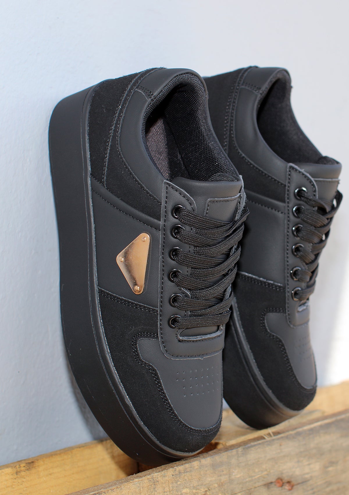 BN-LIZE Black Women Shoes