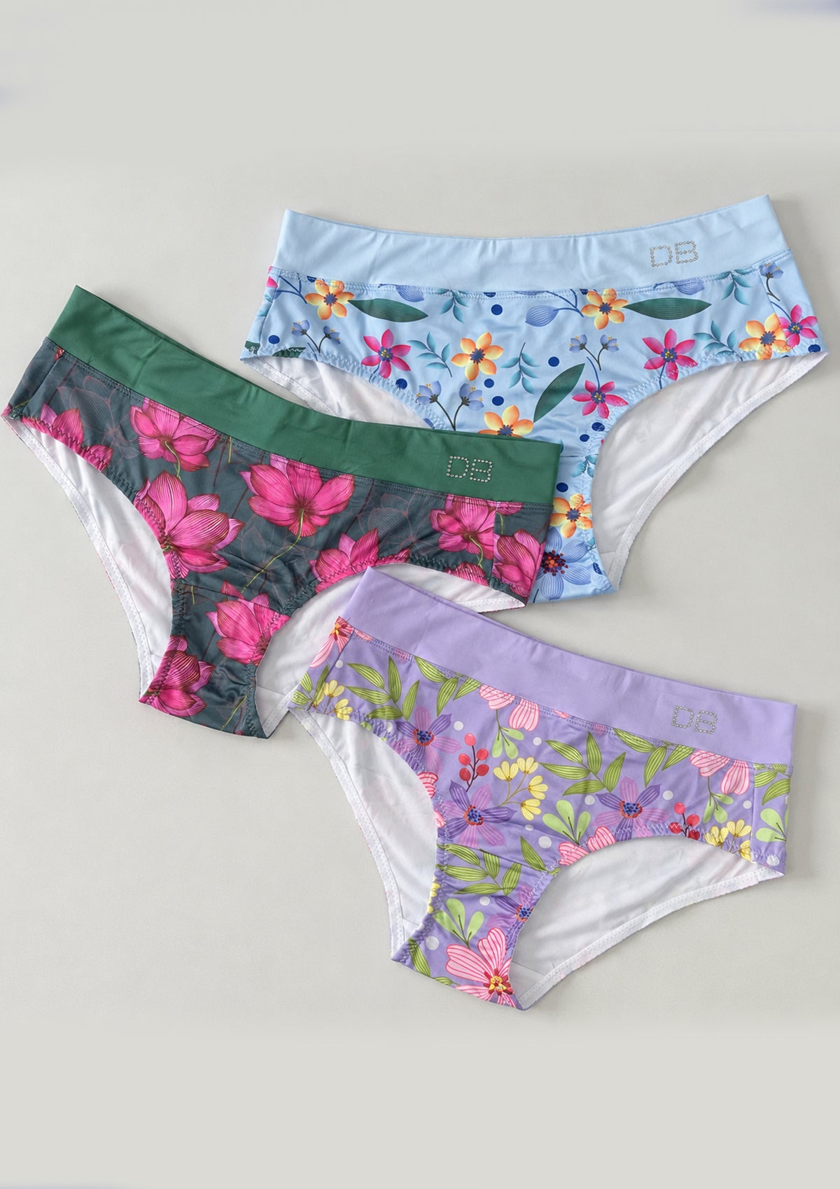DB-6284 Trim Hipster Panty by Dear Body