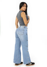 SC-21510 Light Denim Straight Fit Petite Jean by Scarcha