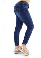 19136 Skinny Jeans by Maripily Rivera