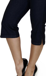 17741 Maripily Black Capri Jean
