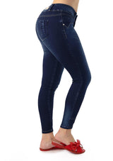 19183 Skinny Jeans by Maripily Rivera