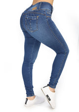 20907 Skinny Jean by Maripily Rivera