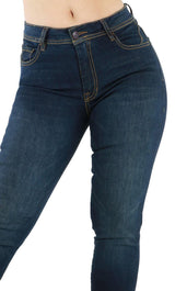 1055-6 Scarcha Women's Skinny Jean