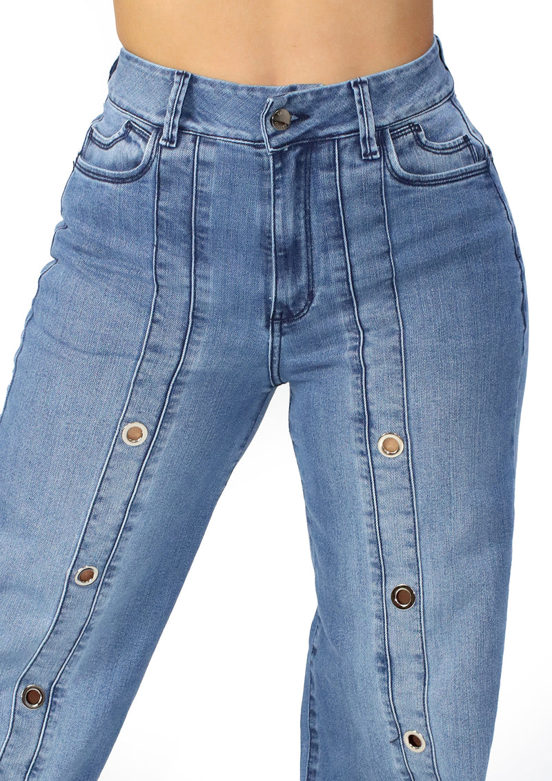 MRP21515 Light Denim Wide Leg Jean by Maripily Rivera