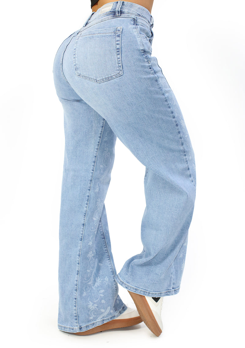 MRP21516 Light Denim Wide Leg Jean by Maripily Rivera