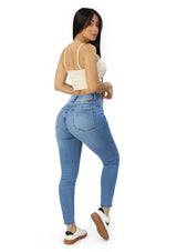 SC-21503 Medium Denim Tobillero Jean by Scarcha