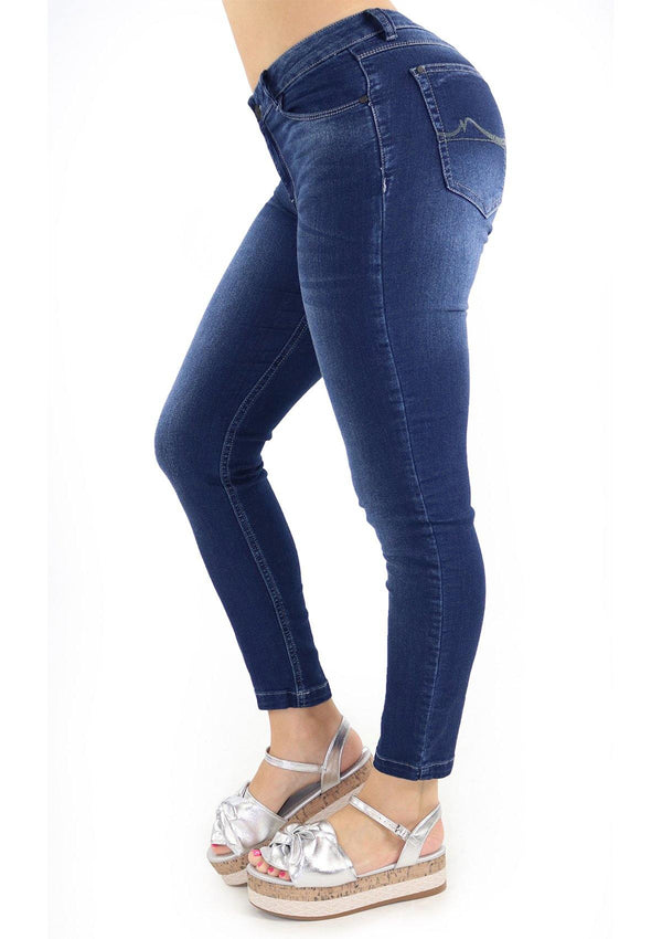 19136 Skinny Jeans by Maripily Rivera