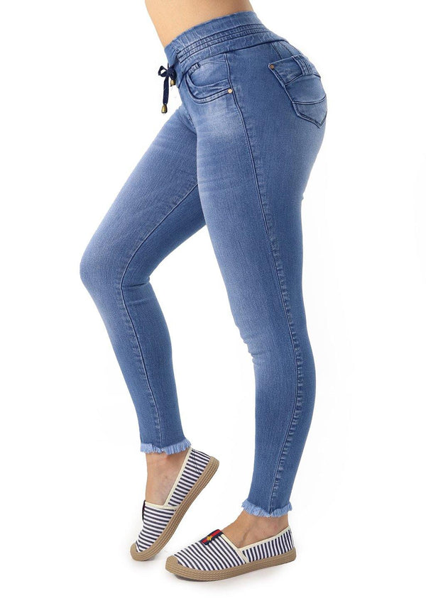 19142 Skinny Jeans by Maripily Rivera