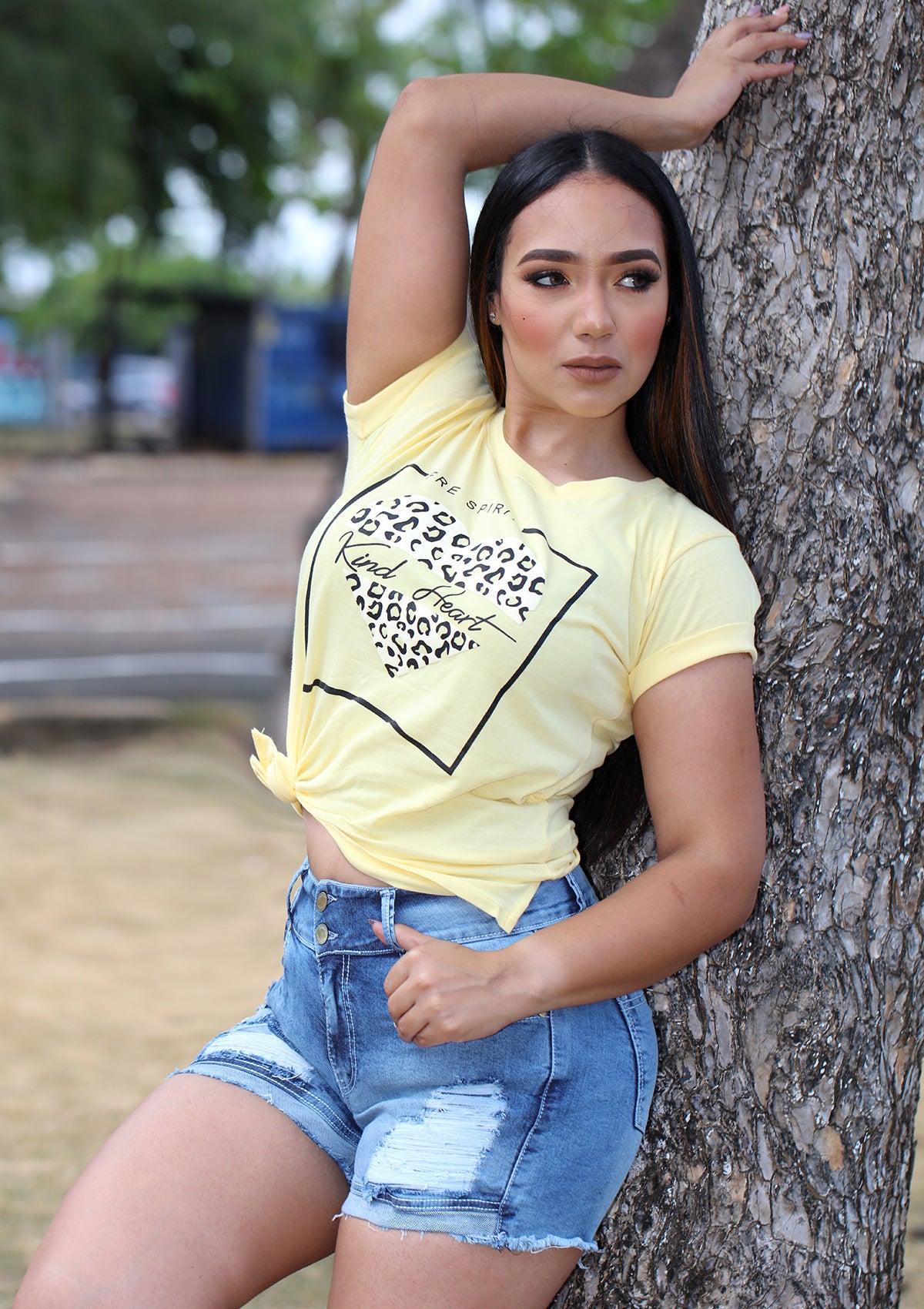 SC-1902 Ripped Short Jean by Scarcha