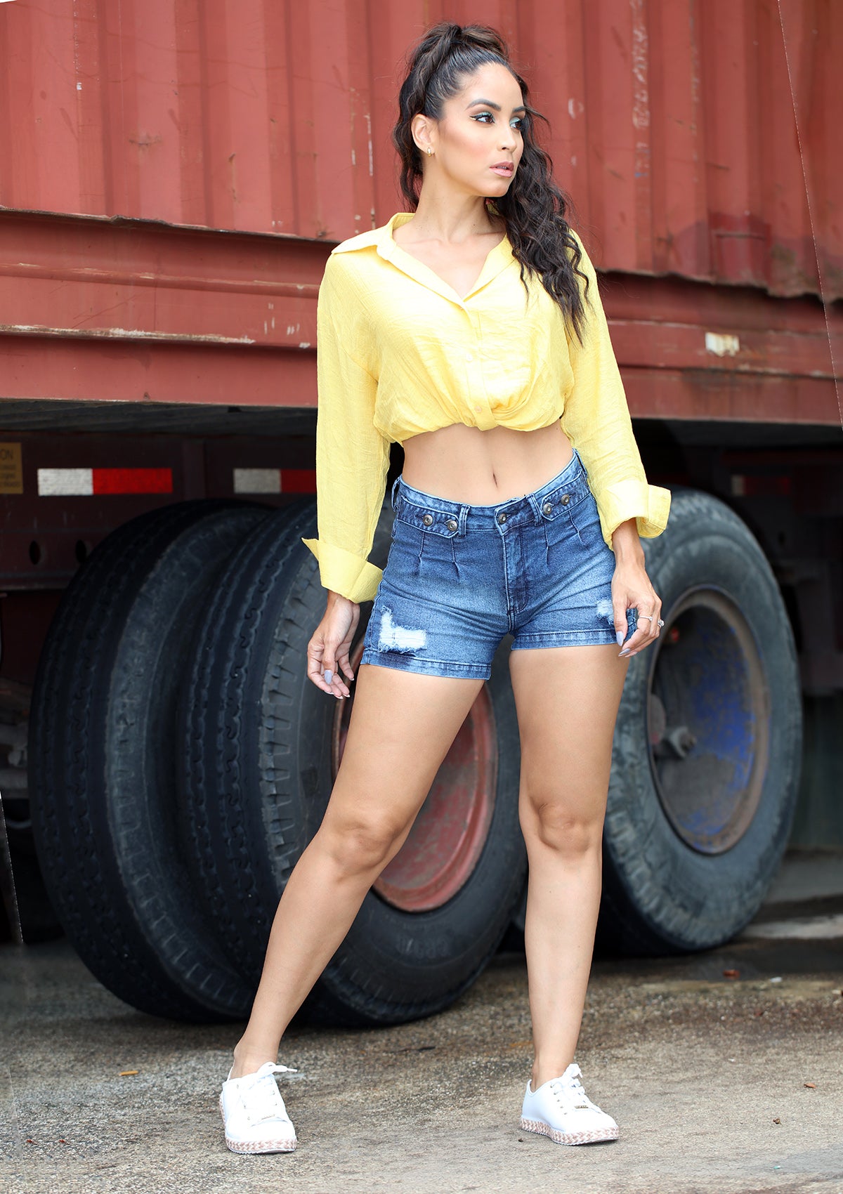 SC-1935 Ripped Short Jean by Scarcha